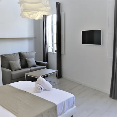 Xubec - Juvenil Guest house 3*