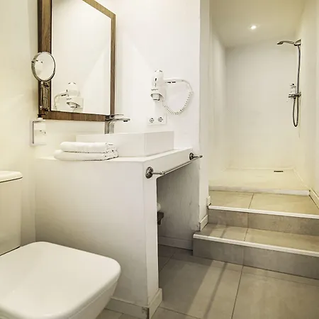 Xubec - Juvenil 게스트하우스 시우타데야